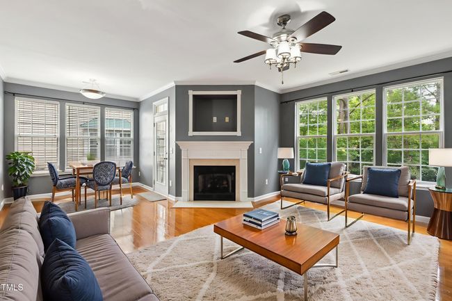 003 - Living Room - Modern - 4 (1) | Image 5
