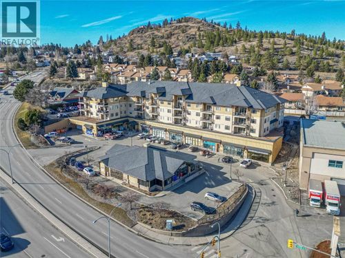 305-1390 Hillside Dr, Kamloops, BC, V2E0A6 | Card Image