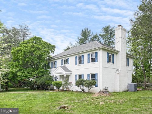 407 Owls Nest Rd, WILMINGTON, DE, 19807-1641 | Card Image