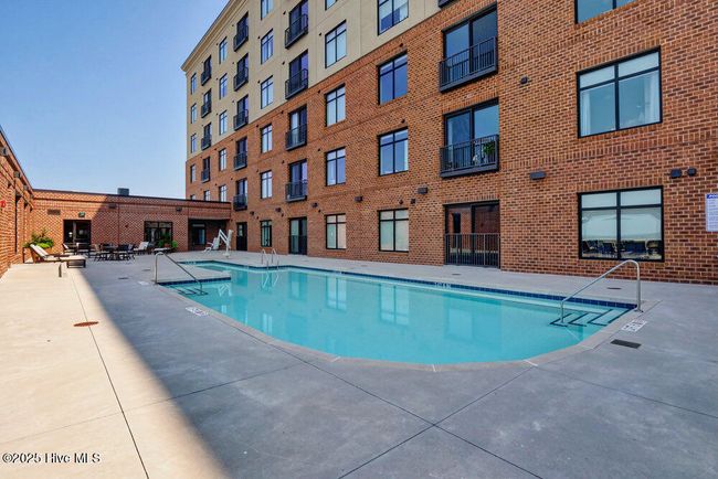 1354 - 240 N Water St, Condo with 2 bedrooms, 3 bathrooms and 2 parking in Wilmington NC | Image 34