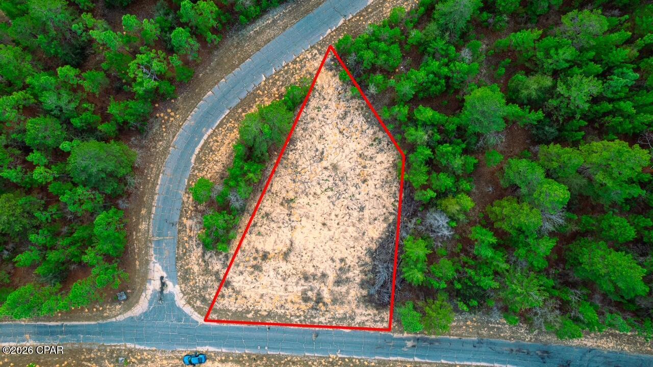 Land in Chipley