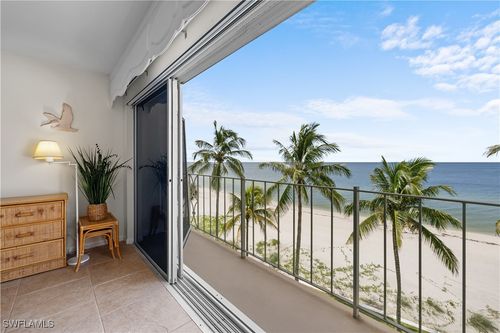 44-2011 Gulf Shore Blvd N, NAPLES, FL, 34102-4632 | Card Image
