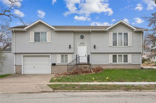 409 S 7th Ave, Iowa City, IA, 52245-4537 | Card Image