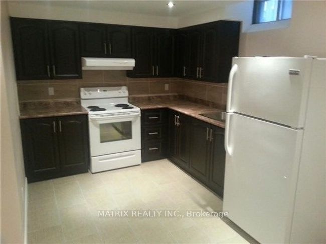 1602 Middleton St, House other with 2 bedrooms, 1 bathrooms and 1 parking in Pickering ON | Image 5
