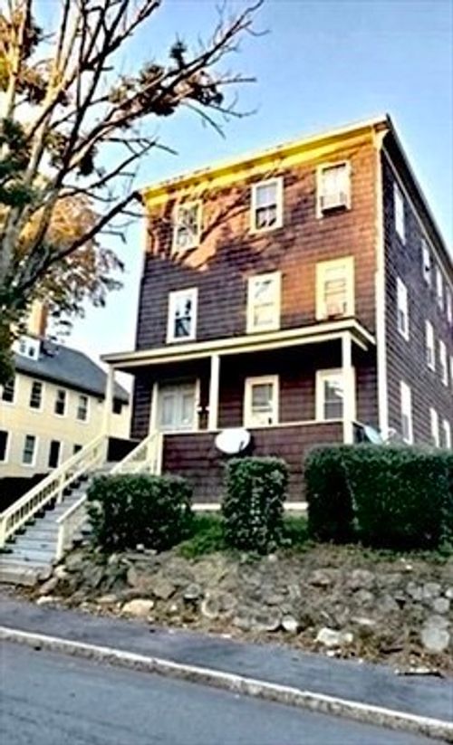 1-211 Vernon St, Worcester, MA, 01604 | Card Image