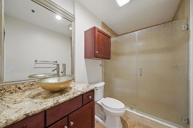 APT-1005 - 917 Main St, Condo with 2 bedrooms, 2 bathrooms and 1 parking in Houston TX | Image 14