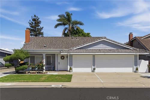 20542 Bearsden Cir, Huntington Beach, CA, 92646-5802 | Card Image
