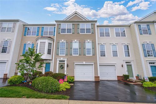 5223 Chandler Way, Orefield, PA, 18069-9105 | Card Image