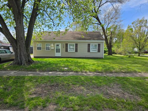 1118 Dearborn Cir, Gary, IN, 46403-3700 | Card Image