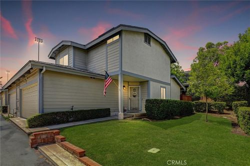 d-1742 Forum Way, Corona, CA, 92881-3289 | Card Image