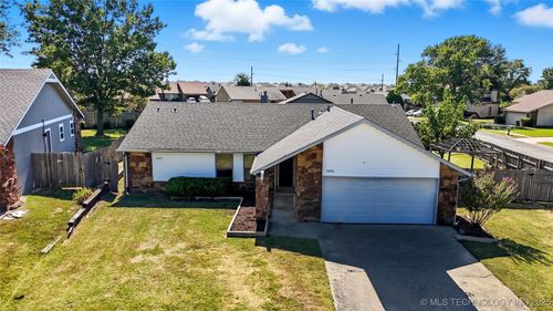 15002 E 35th Pl, Tulsa, OK, 74134-4816 | Card Image