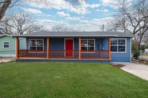 2258 W Mill Street, New Braunfels, TX, 78130 | Card Image