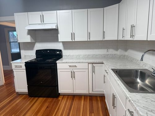 apt-1f-5 Lothrop St, Plymouth, MA, 02360-5460 | Card Image