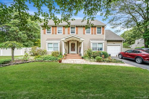 3 Avon Ave, Port Jefferson Station, NY, 11776-3425 | Card Image