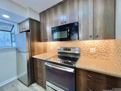 apt-274t-3843 Barrington St, San Antonio, TX, 78217-4194 | Card Image