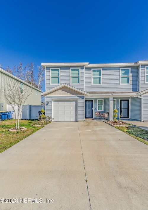 45148 Red Brick Dr, CALLAHAN, FL, 32011-3721 | Card Image