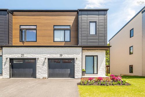 19 Trekker Drive, Bedford West, NS, B4A0A1 | Card Image