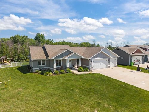 N8231 Big Lake Court, Sherwood, WI, 54169 | Card Image