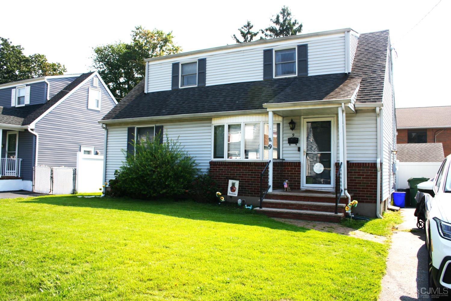 Kenneth Ave, Parlin, NJ 08859