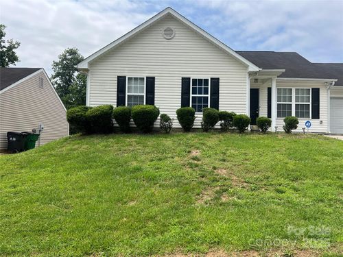 5523 Stone Bluff Ct, Charlotte, NC, 28214-3809 | Card Image