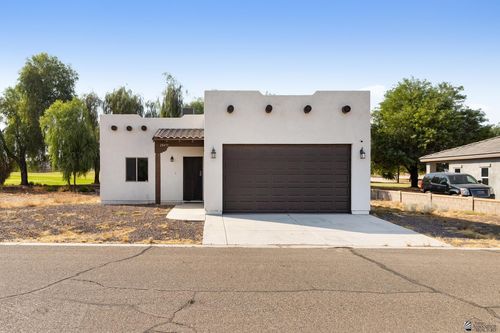 28451 Telegraph Ave, Wellton, AZ, 85356-4559 | Card Image