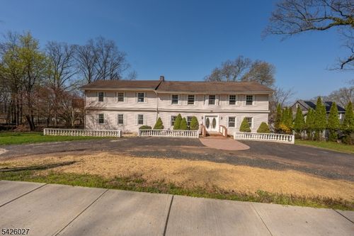 1118 Woodland Ave, Plainfield, NJ, 07060-3363 | Card Image