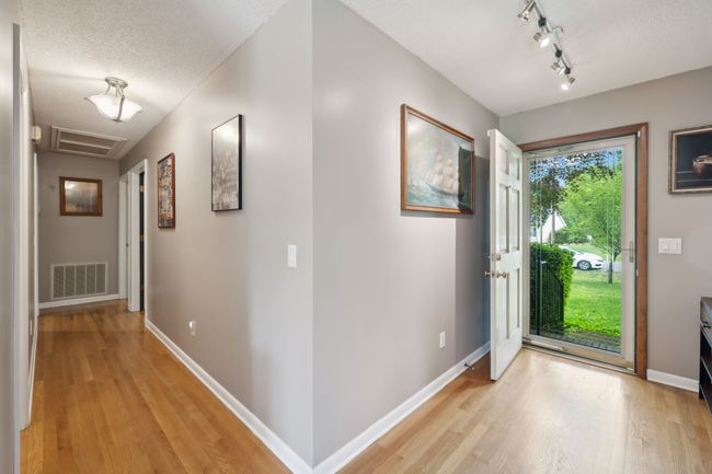 2261 High Meadow Dr, House other with 3 bedrooms, 2 bathrooms and 5 parking in Murfreesboro TN | Image 7