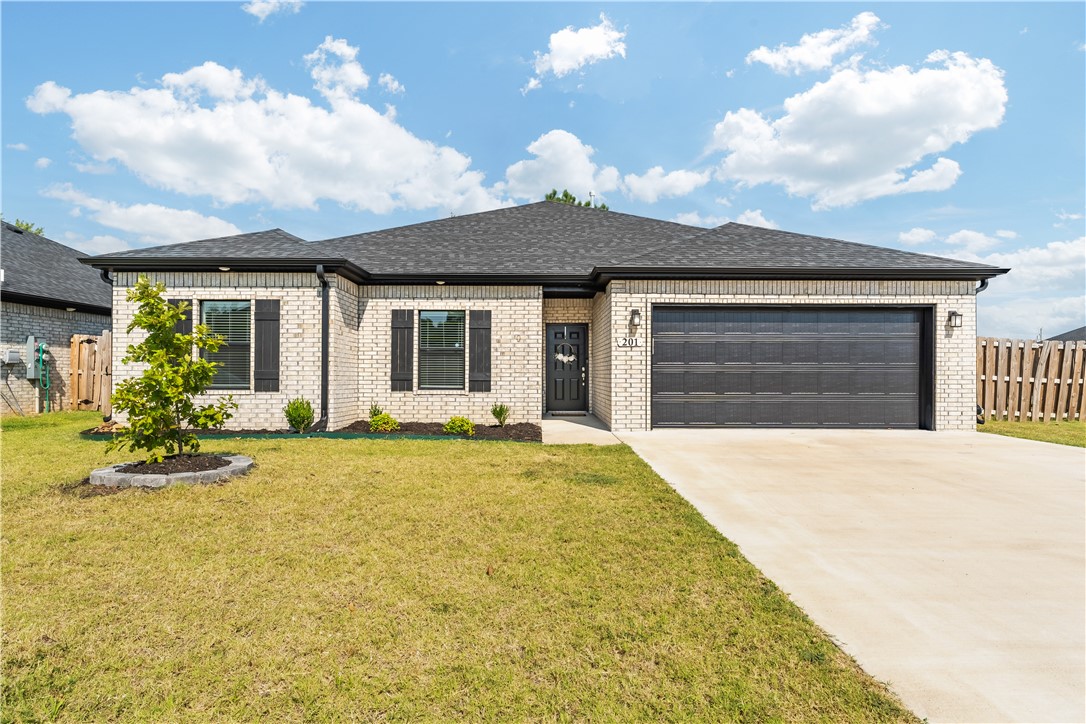Tricha Cir, Gravette, AR 72736 #1
