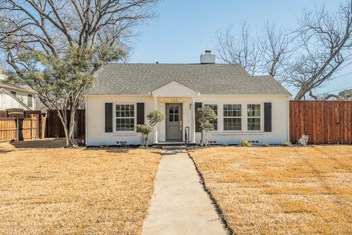 100 Crestwood Dr, Fort Worth, TX, 76107-1136 | Card Image