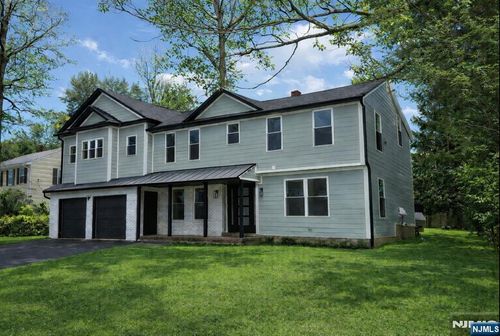 368 Knickerbocker Rd, Tenafly, NJ, 07670-1954 | Card Image
