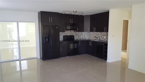 1221 N 70th Way, Hollywood, FL, 33024-5535 | Card Image