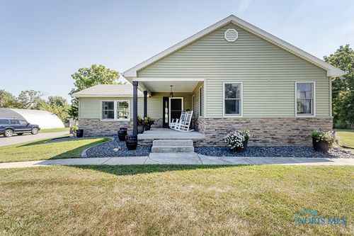 3070 Pickle Rd, Oregon, OH, 43616-4023 | Card Image