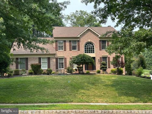 124 Mountain Oaks Rd, Yardley, PA, 19067-6026 | Card Image