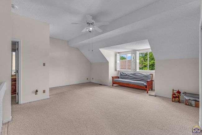 13 Sw Pepper Tree Ln, Townhouse with 4 bedrooms, 4 bathrooms and null parking in Topeka KS | Image 31