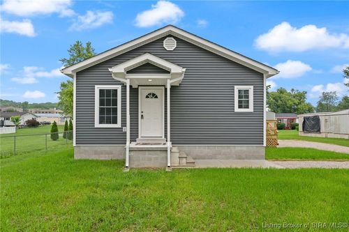 462 W Wilson St, Paoli, IN, 47454-9649 | Card Image