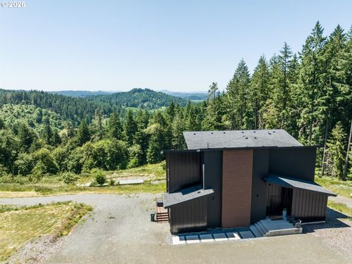 85168 Strayer Pl, Eugene, OR, 97405-9480 | Card Image