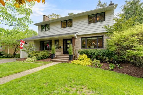 29 Hillcroft Drive, Kingston, ON, K7L4E8 | Card Image