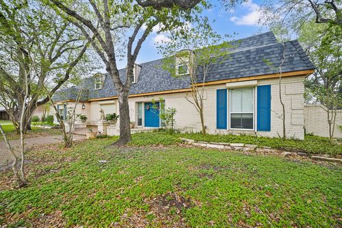 638 Retama Ave, Taft, TX, 78390-3112 | Card Image