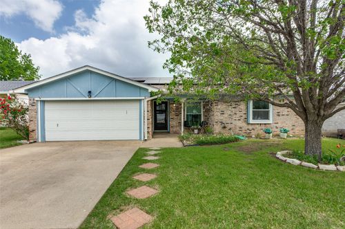 6613 El Greco Ave, Fort Worth, TX, 76133-5629 | Card Image