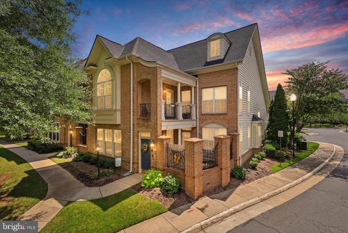 9970 Wellington Rd, MANASSAS, VA, 20110-5791 | Card Image