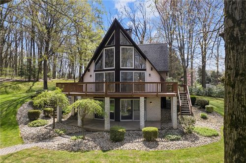 255 Claytonia Rd, Butler, PA, 16001-8049 | Card Image