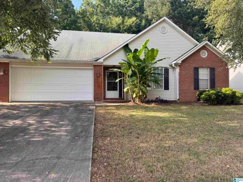 141 Magnolia Cir, Columbiana, AL, 35051-9487 | Card Image
