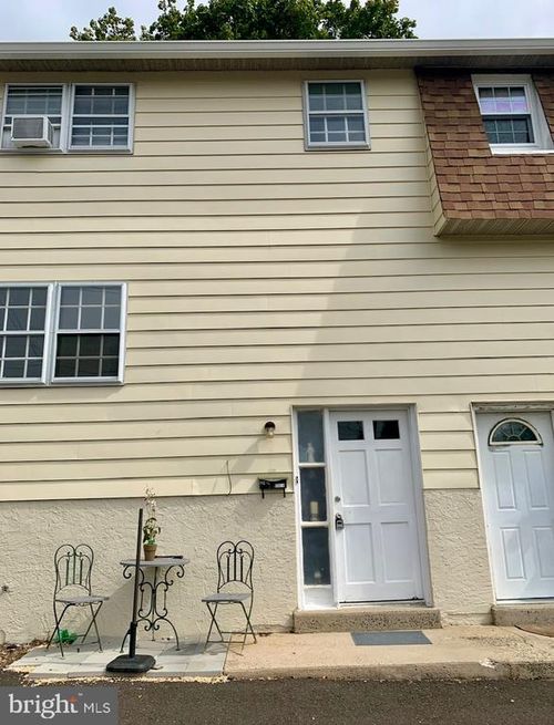 2-112 Byberry Rd, HATBORO, PA, 19040-3400 | Card Image