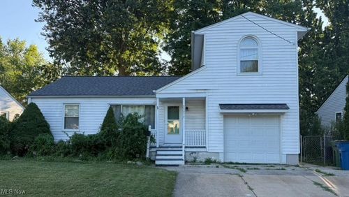 33973 Willowick Dr, Eastlake, OH, 44095-2120 | Card Image