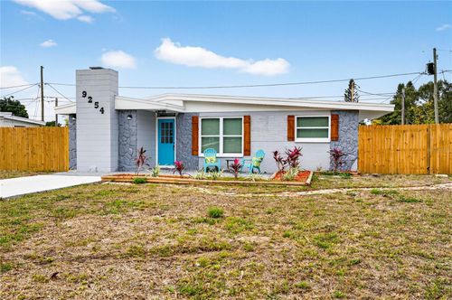 9254 86th St, SEMINOLE, FL, 33777-3221 | Card Image