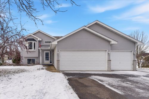 505 5th Avenue Ct Sw, Isanti, MN, 55040-6257 | Card Image