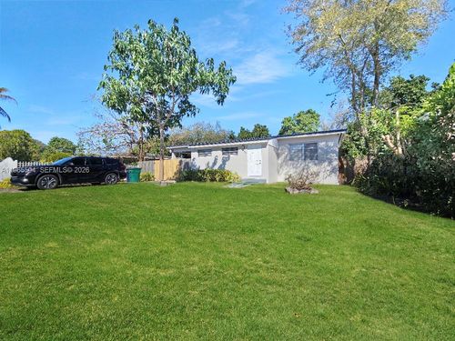 315-315 Ne 165th St, Miami, FL, 33162-3549 | Card Image