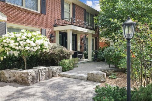 249 Camelot Drive, Burlington, ON, L7L2E9 | Card Image