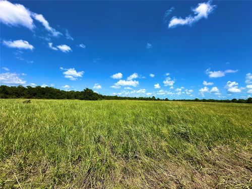 2101 W Bayshore Rd, Anahuac, TX, 77514 | Card Image