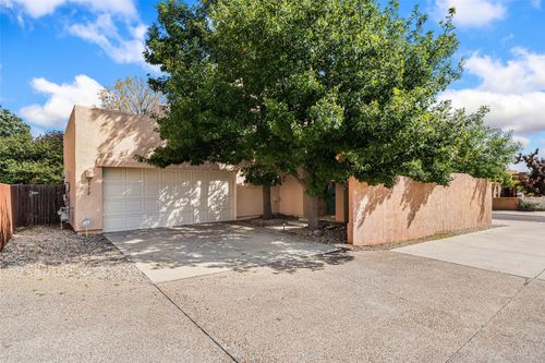 6952 Golden Mesa, Santa Fe, NM, 87507-3457 | Card Image